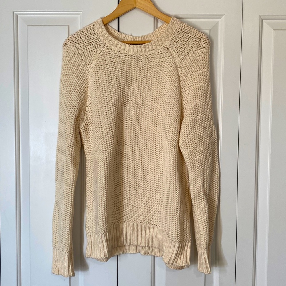 Vince Cream Sweater Size L
